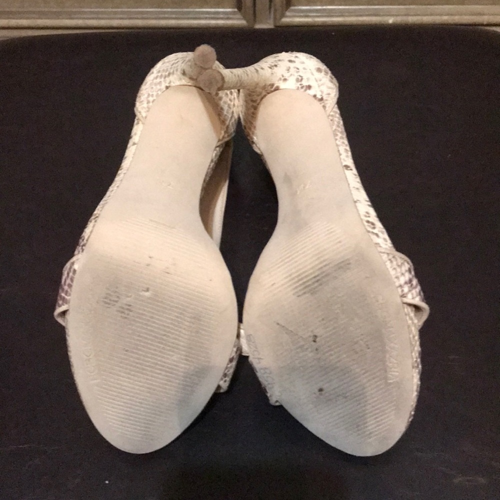 Bcbgmaxazria Python Print Heels - image 6